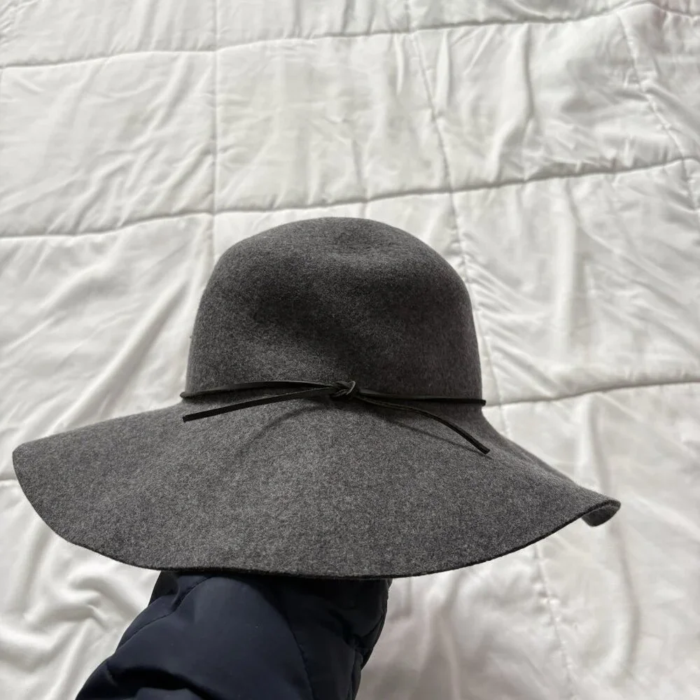 Womens‎ OS 100% Wool Hat Gray Felt Floppy Leather Bow Dainty Romantic Feminine